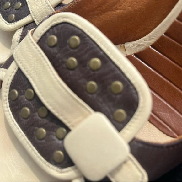 Chie Mihara Vintage Style Leather Slingback Block Heel Shoes Size 38.25 or US 7 - Picture 5 of 8